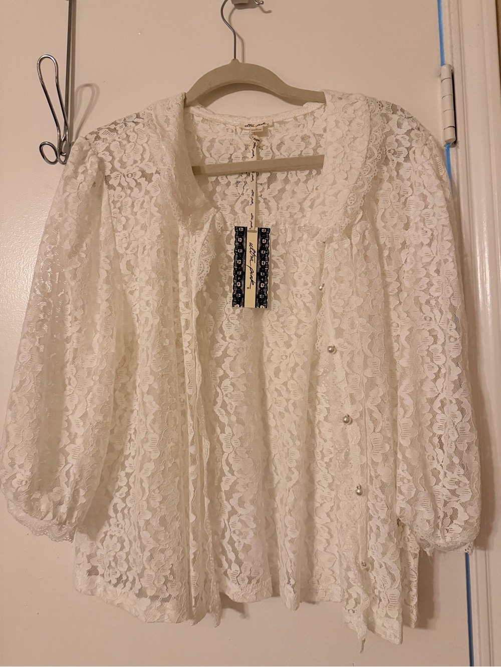 Ultra Pink White Lace Button-Front Peasant Blouse